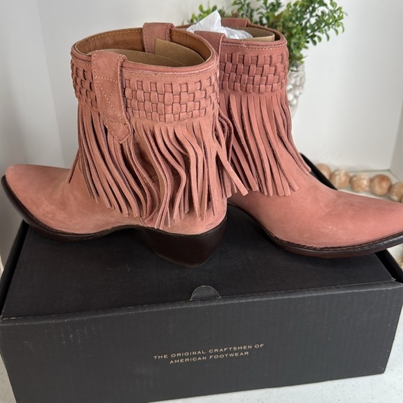 Frye Women's Sacha Short Fringe Bootie, Rose Cake - 8:5 - Picture 14 of 14